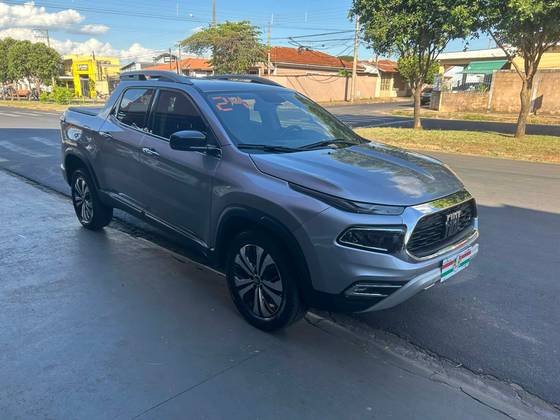 FIAT TORO 2.0 16V TURBO DIESEL VOLCANO 4WD AT9